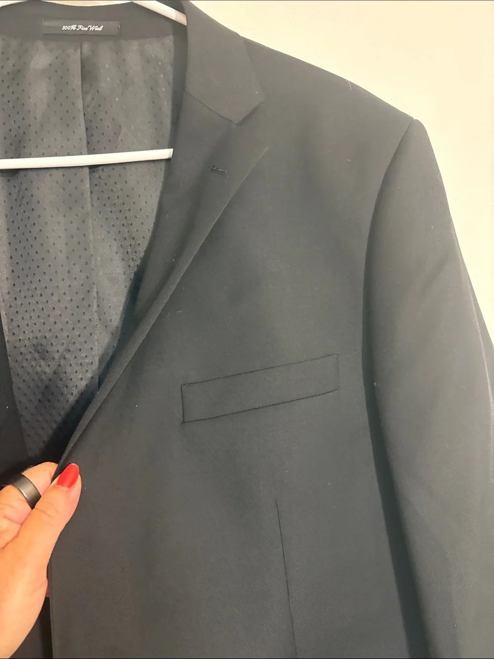 Mantoni virgin wool wrinkle free Men's Black Two-Button Notch Lapel Blazer